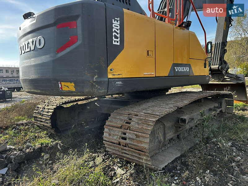 Гусеничний екскаватор Volvo EC 220DL 2018 в Києві фото 20 Гусеничний екскаватор Volvo EC 220DL 2018 в Києві