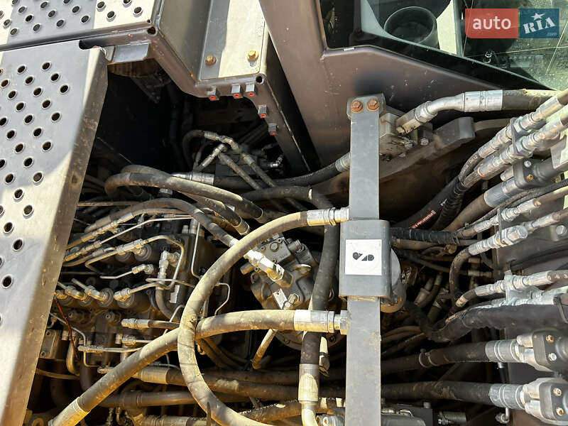 Гусеничний екскаватор Volvo EC 220DL 2018 в Києві фото 38 Гусеничний екскаватор Volvo EC 220DL 2018 в Києві