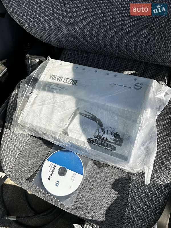 Гусеничний екскаватор Volvo EC 220DL 2018 в Києві фото 53 Гусеничний екскаватор Volvo EC 220DL 2018 в Києві