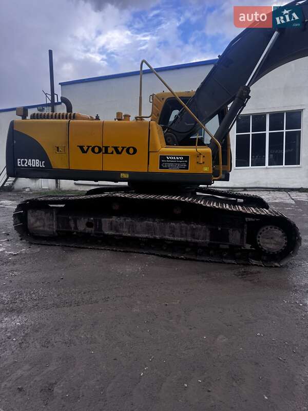 Гусеничный экскаватор Volvo EC 240 BNLC 2007 в Ивано-Франковске