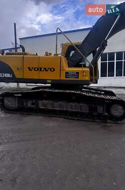 Гусеничный экскаватор Volvo EC 240 BNLC 2007 в 