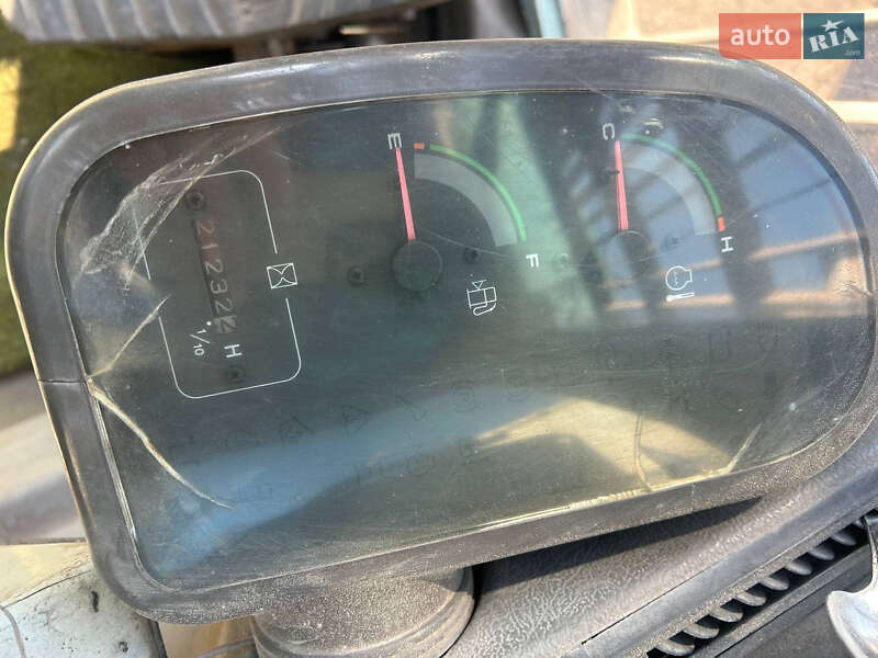 Гусеничный экскаватор Volvo EC 240 BNLC 2004 в Каменском