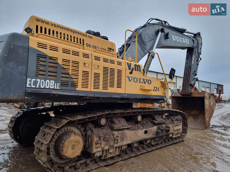 Гусеничный экскаватор Volvo EC 750D 2007 в Львове