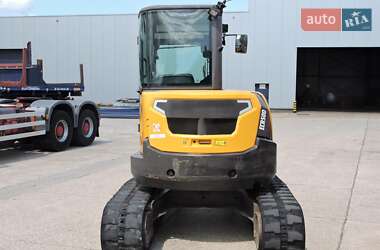 Миниэкскаватор Volvo ECR 50D 2016 в 