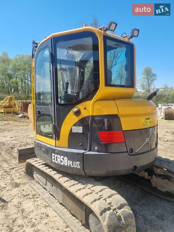 Гусеничний екскаватор Volvo ECR 58D 2010 в Чернівцях
