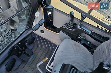 Миниэкскаватор Volvo ECR 58D 2015 в 