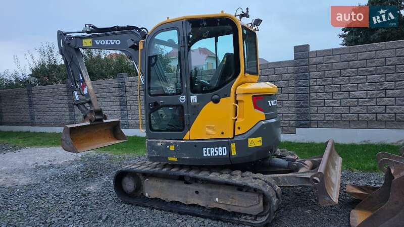 Міні-екскаватор Volvo ECR 58D 2016 в Луцьку