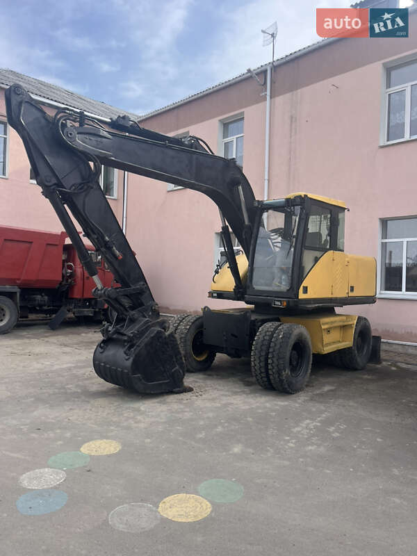 Колесный экскаватор Volvo EW 140B 2001 в 