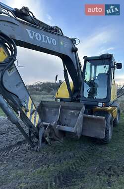 Колесный экскаватор Volvo EW 140B 2001 в Луцке