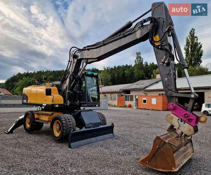 Колесный экскаватор Volvo EW 180C 2011 в 