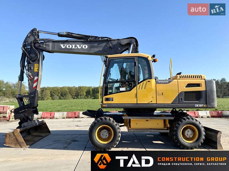 Колесный экскаватор Volvo EW 210 2014 в Киеве