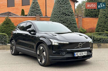Внедорожник / Кроссовер Volvo EX30 2024 в 