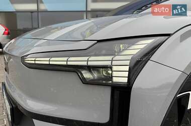 Внедорожник / Кроссовер Volvo EX30 2023 в 