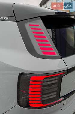 Внедорожник / Кроссовер Volvo EX30 2023 в 