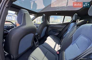 Внедорожник / Кроссовер Volvo EX30 2023 в 