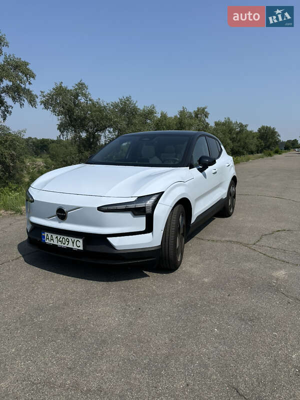 Внедорожник / Кроссовер Volvo EX30 2024 в Киеве