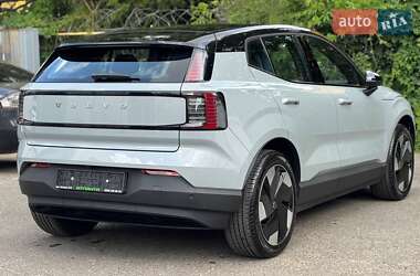 Внедорожник / Кроссовер Volvo EX30 2024 в 