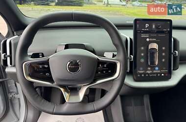 Внедорожник / Кроссовер Volvo EX30 2024 в 