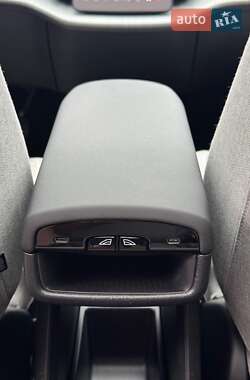 Внедорожник / Кроссовер Volvo EX30 2024 в 