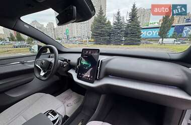 Внедорожник / Кроссовер Volvo EX30 2024 в 