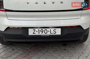 Внедорожник / Кроссовер Volvo EX30 2024 в 
