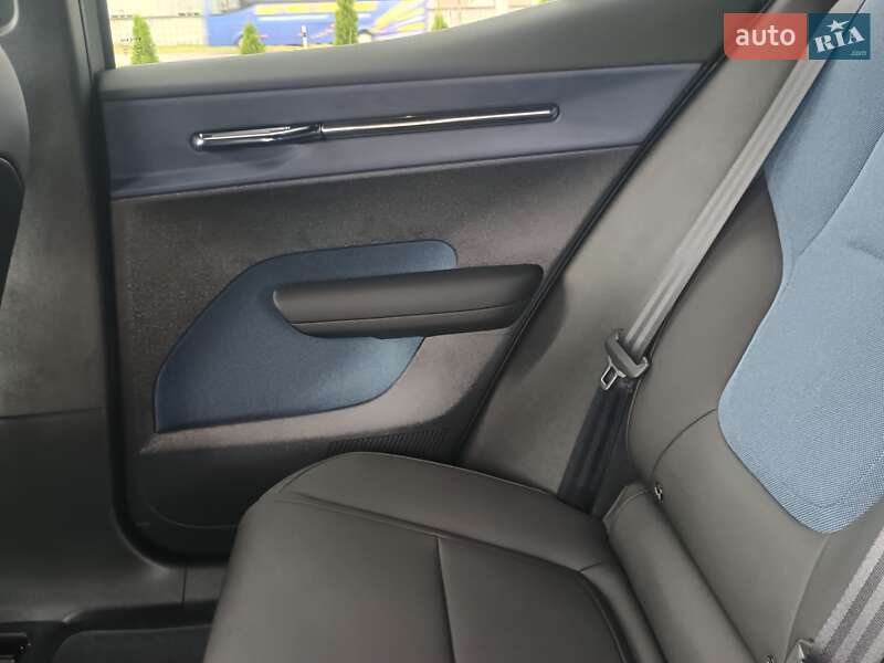 Внедорожник / Кроссовер Volvo EX30 2024 в Шептицькому фото 27 Внедорожник / Кроссовер Volvo EX30 2024 в Шептицькому