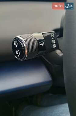 Внедорожник / Кроссовер Volvo EX30 2024 в 