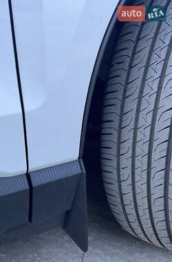 Внедорожник / Кроссовер Volvo EX30 2023 в 