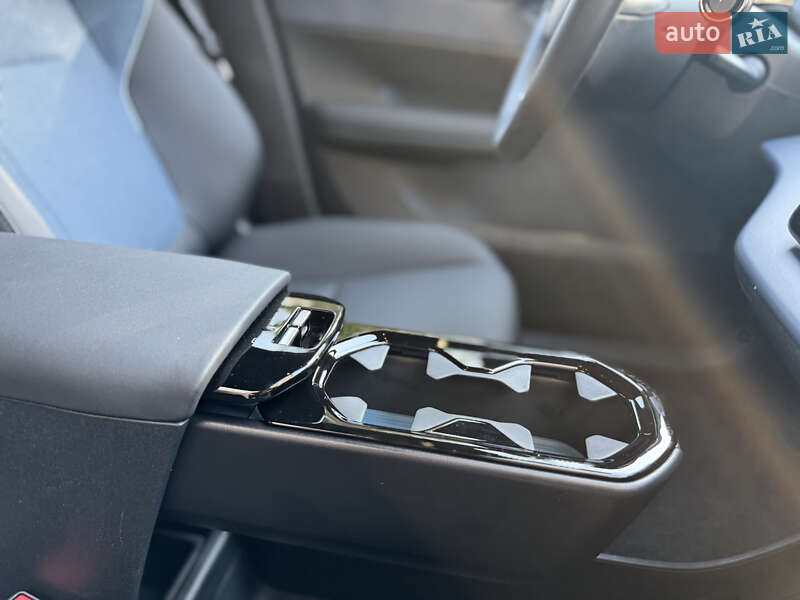 Внедорожник / Кроссовер Volvo EX30 2024 в Ивано-Франковске