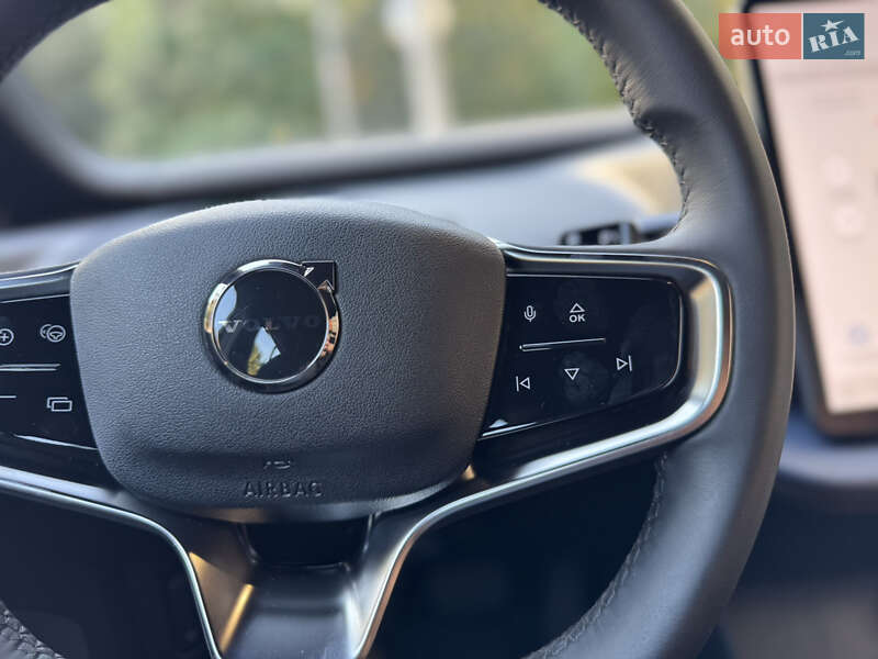 Внедорожник / Кроссовер Volvo EX30 2024 в Ивано-Франковске