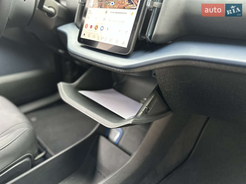 Позашляховик / Кросовер Volvo EX30 2024 в Ужгороді