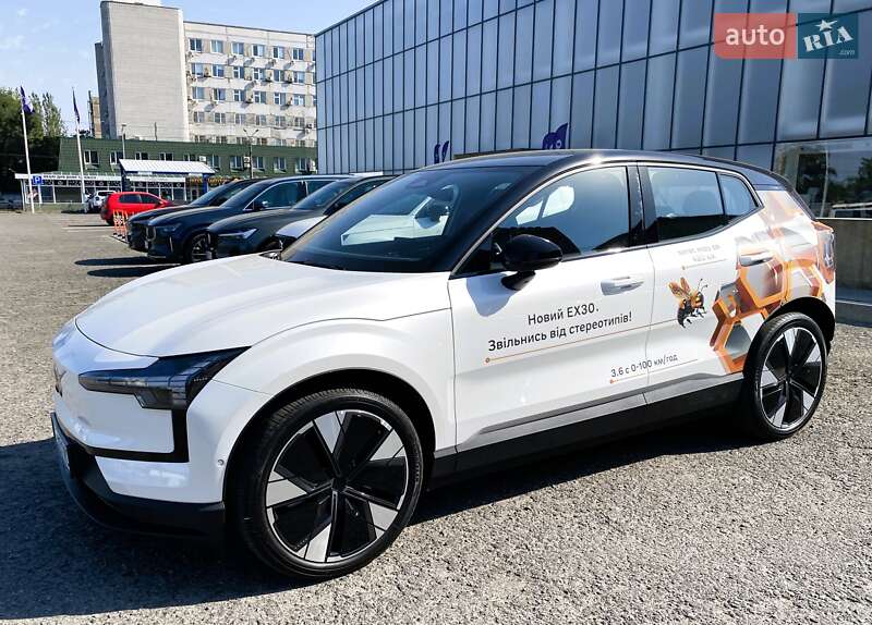 Позашляховик / Кросовер Volvo EX30 2024 в Дніпрі