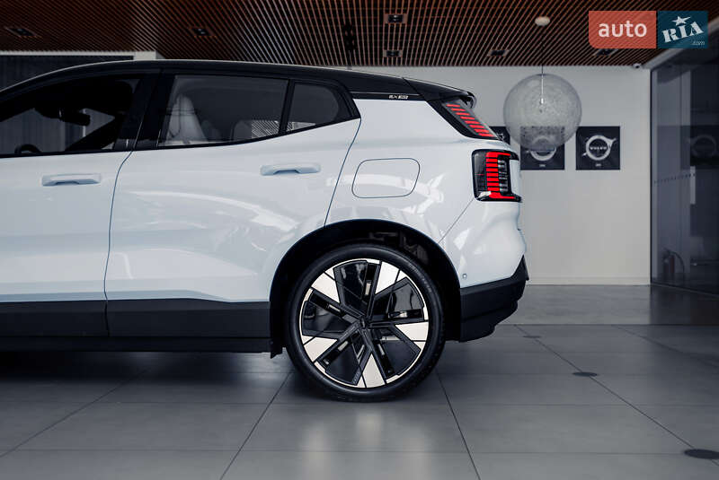 Внедорожник / Кроссовер Volvo EX30 2024 в Харькове