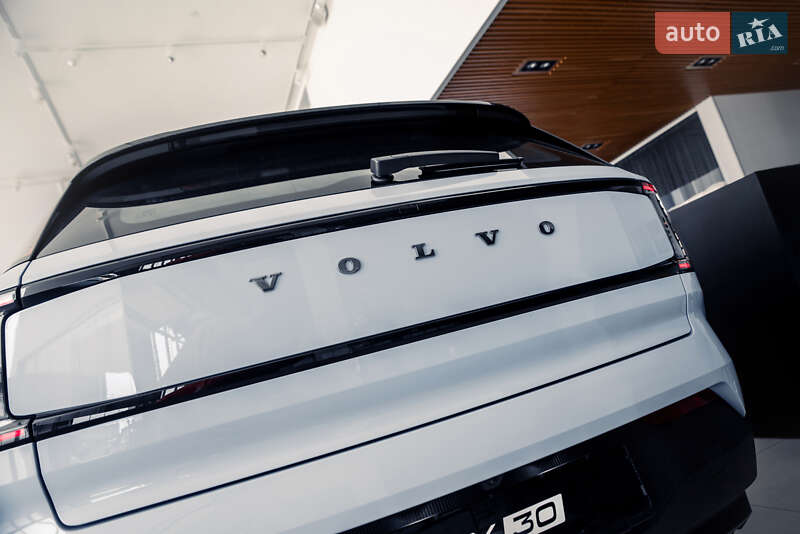 Внедорожник / Кроссовер Volvo EX30 2024 в Харькове