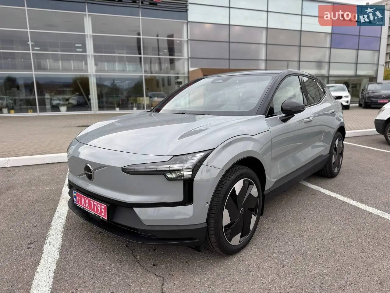 2025 Volvo EX90 - мініатюра 37