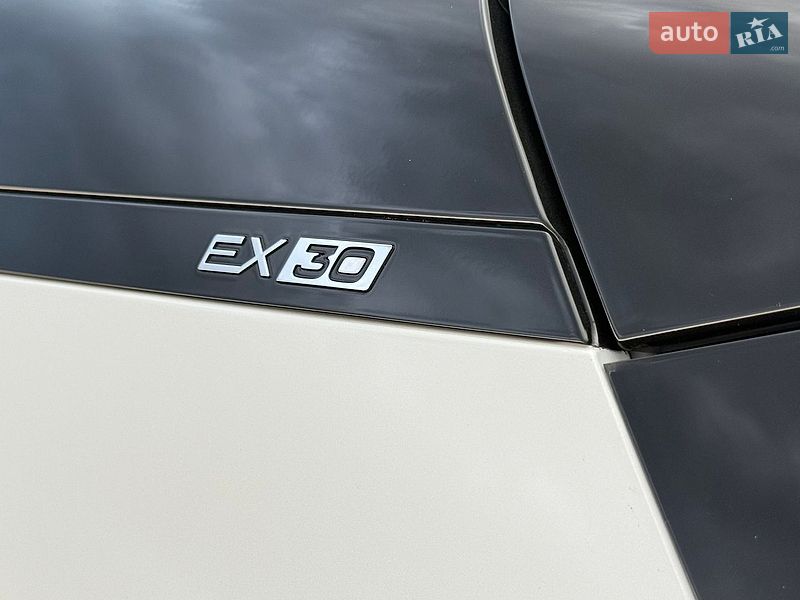 Внедорожник / Кроссовер Volvo EX30 2023 в Киеве