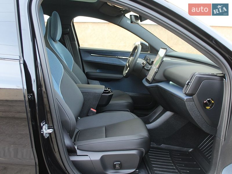 Внедорожник / Кроссовер Volvo EX30 2024 в Трускавце