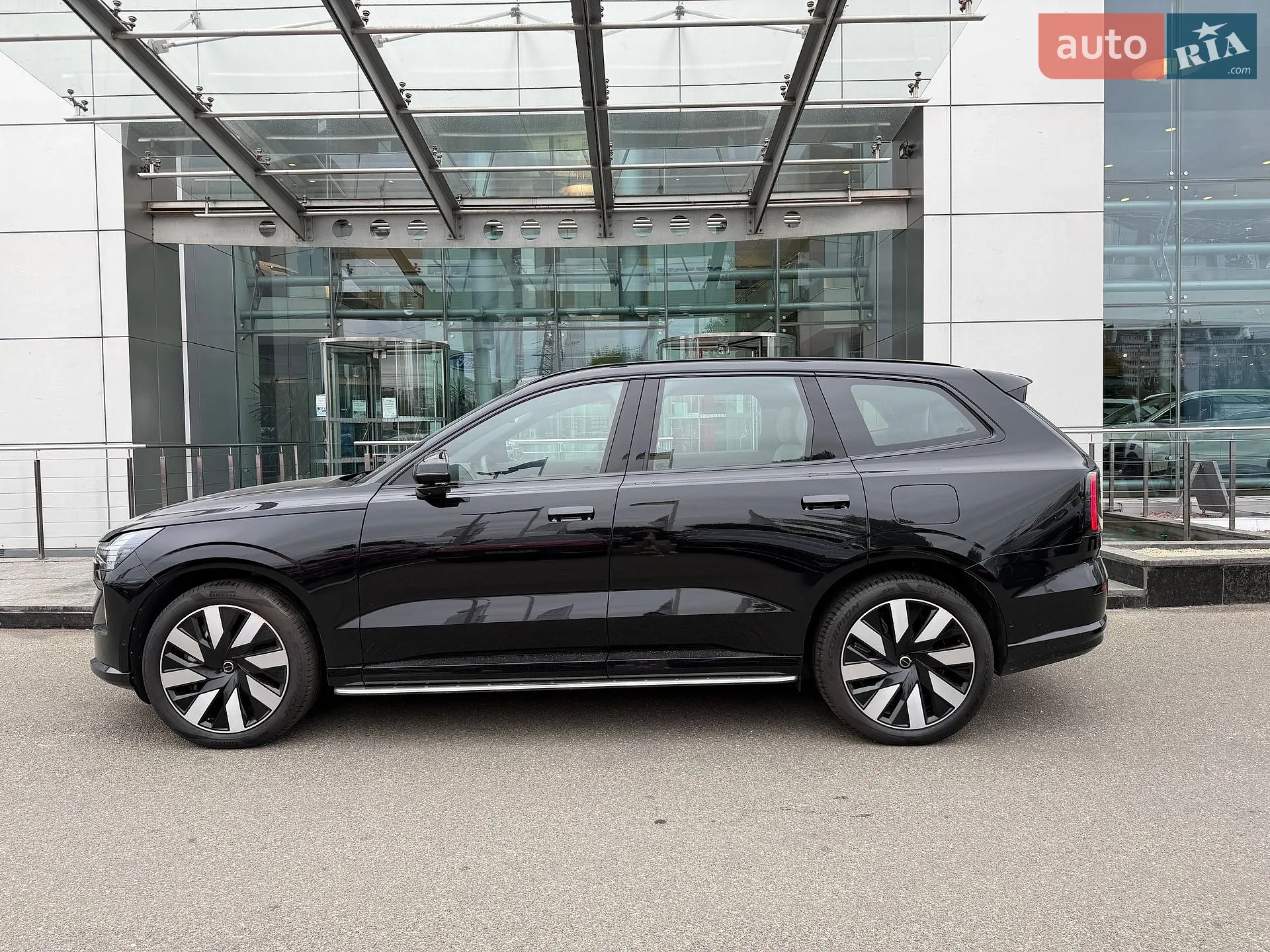 2025 Volvo EX90 - мініатюра 8
