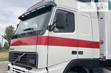 Тягач Volvo F12 2003 в Днепре