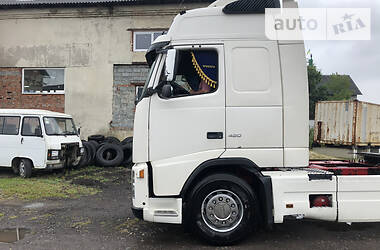 Тягач Volvo FH 12 2002 в Ивано-Франковске