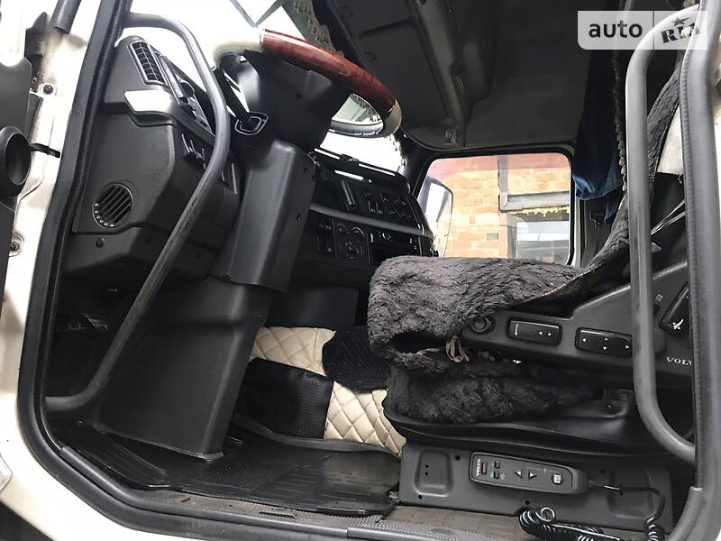 Тягач Volvo FH 12 2005 в Прилуках фото 6 Тягач Volvo FH 12 2005 в Прилуках