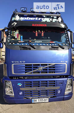 Тягач Volvo FH 12 2004 в 