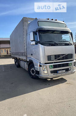 Тентований Volvo FH 12 2002 в Миколаєві