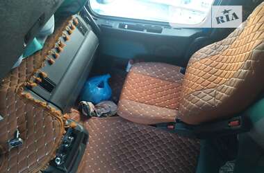 Тягач Volvo FH 12 2001 в 