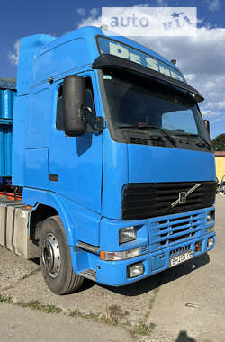 Вантажний фургон Volvo FH 12 2000 в Чорноморську