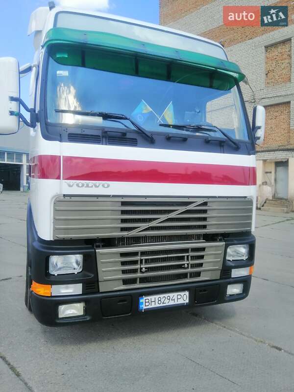 Тягач Volvo FH 12 2000 в Черноморске