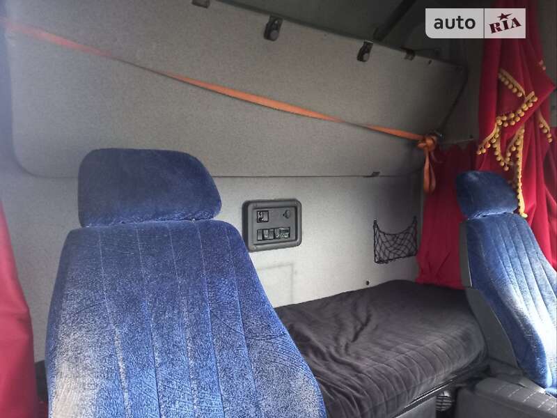 Зерновоз Volvo FH 12 2001 в Чечельнике фото 15 Зерновоз Volvo FH 12 2001 в Чечельнике