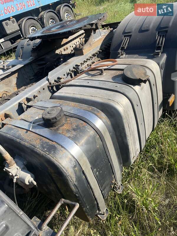 Зерновоз Volvo FH 12 2003 в Прилуках