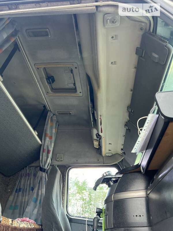 Тягач Volvo FH 12 2002 в Каневі