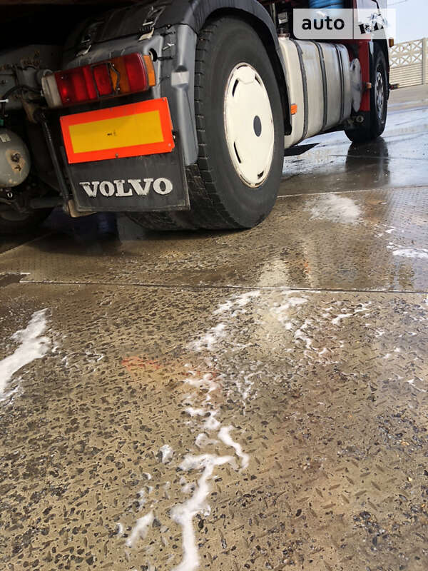 Тягач Volvo FH 12 2004 в Одессе